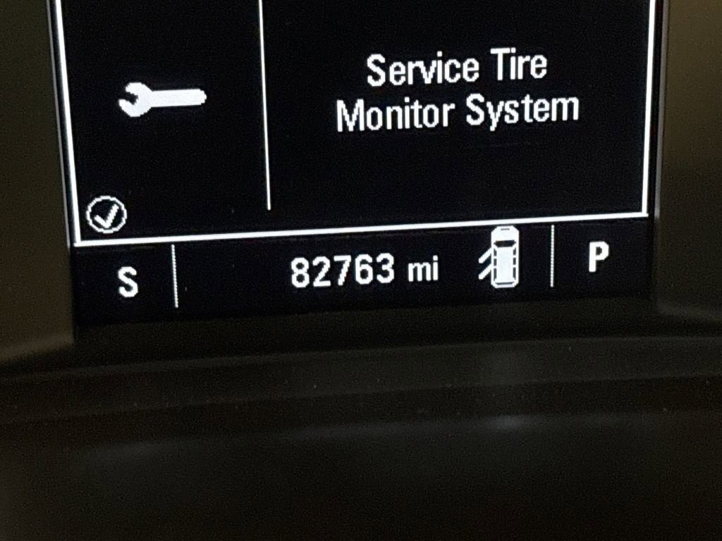 Used 2019 SUMMIT WHITE GMC SLE image 22