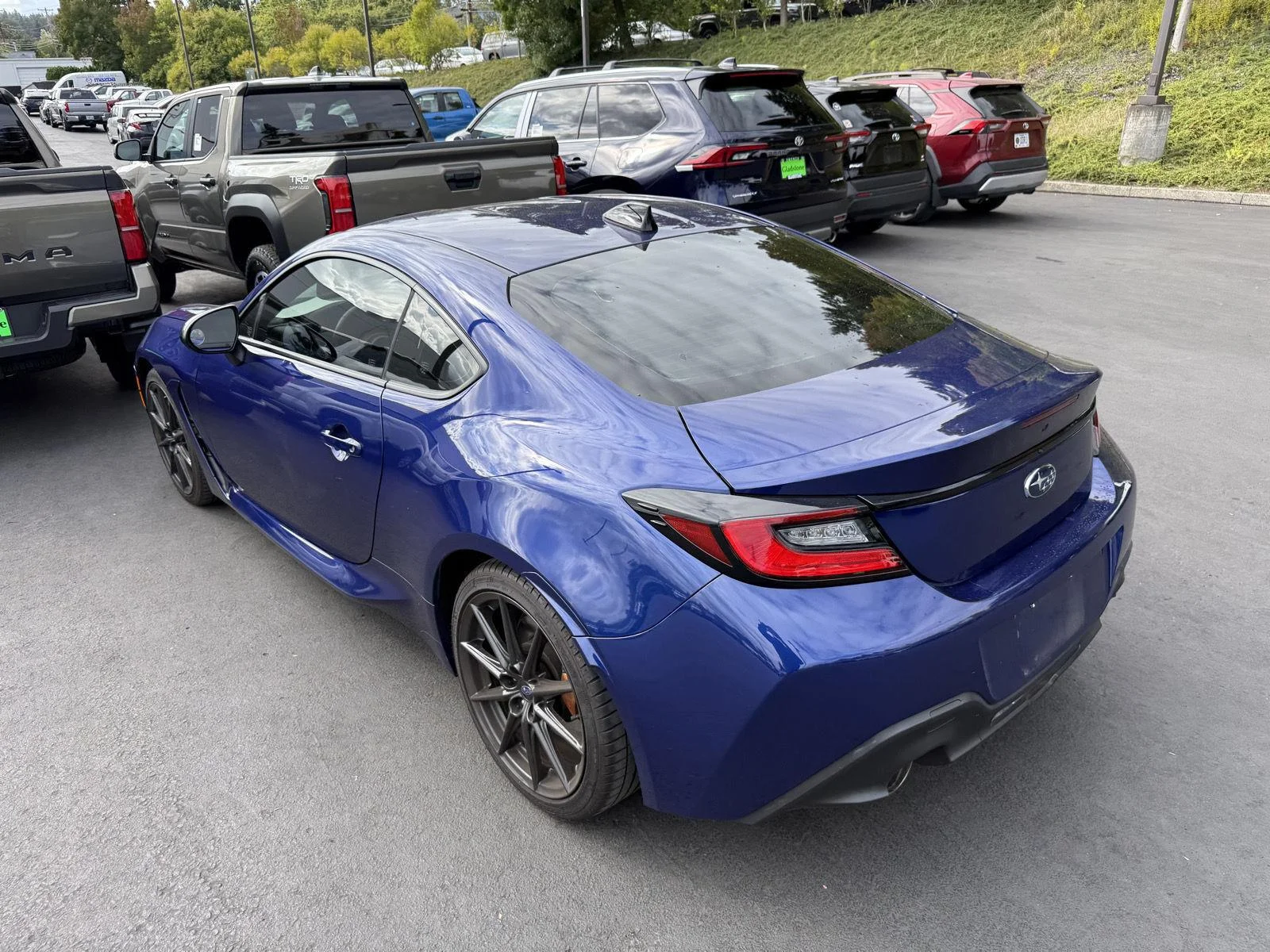 Used 2025 Sapphire Blue Pearl Subaru tS image 3
