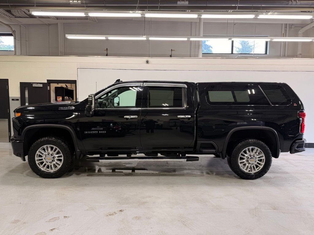 Used 2022 Chevrolet Silverado 3500HD High Country with VIN 2GC4YVEY2N1239986 for sale in Golden Valley, Minnesota