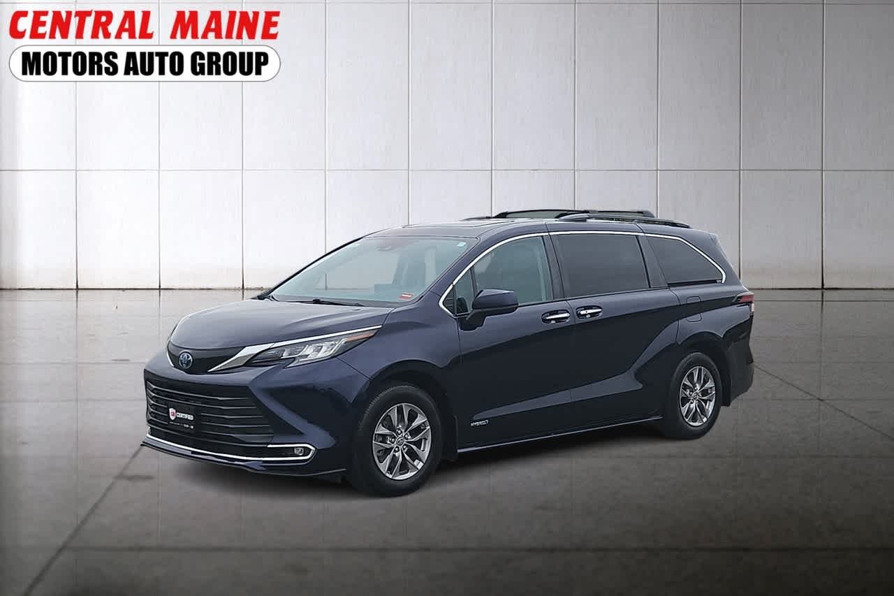 2021 Toyota Sienna XLE