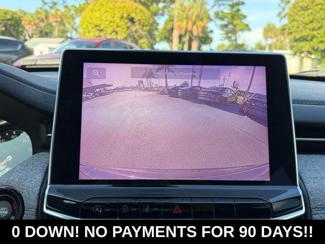 Used 2023 Diamond Black Cry Jeep Sport image 24