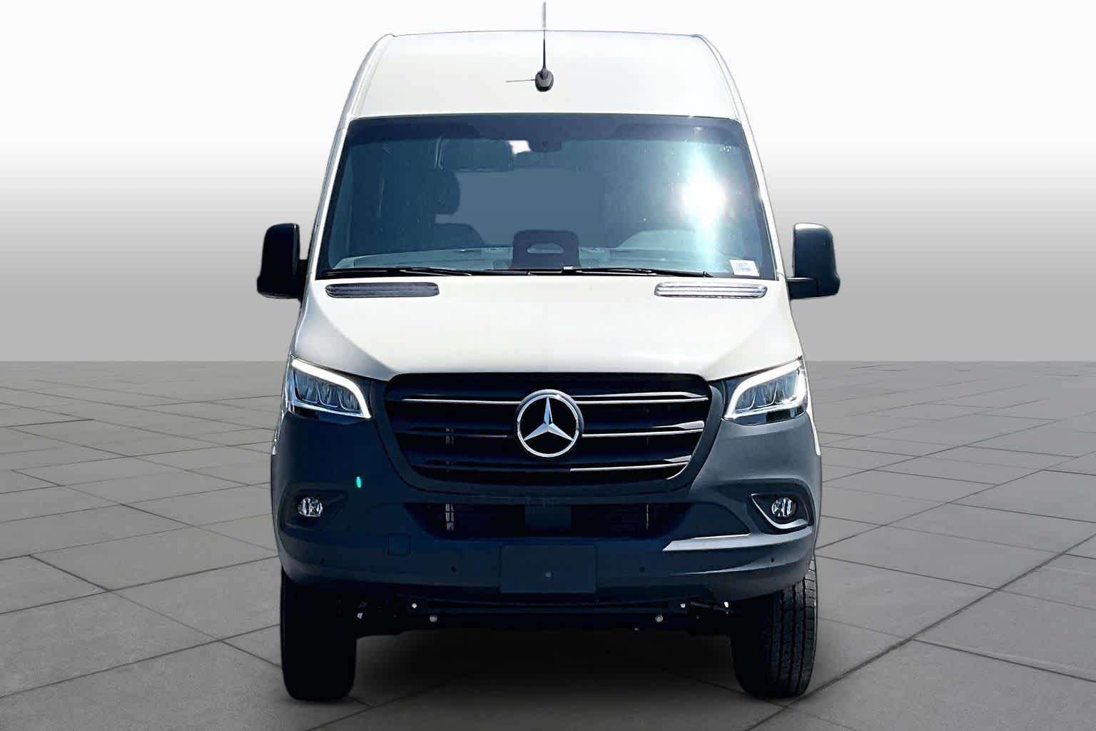 New 2025 Pebble Gray Mercedes-Benz  image 3
