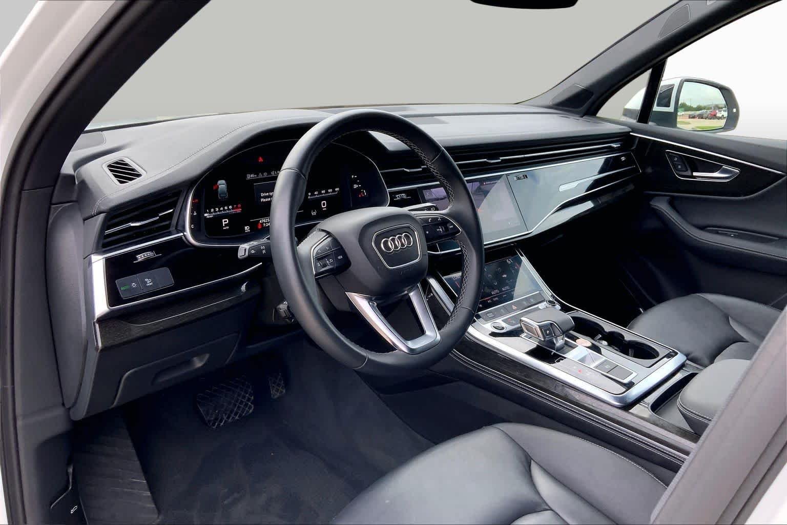 Used 2025 Carrara White Audi Premium Plus image 18