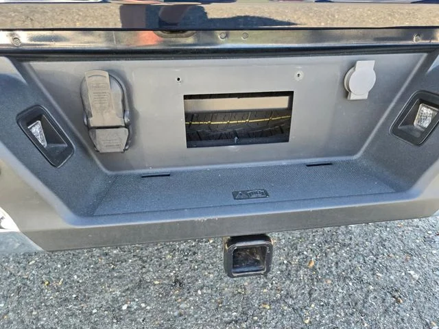 Used 2023 Blue Ford XLT image 19