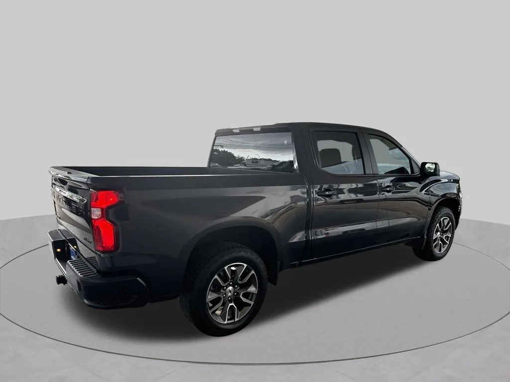 Used 2023 Ash Chevrolet RST image 9