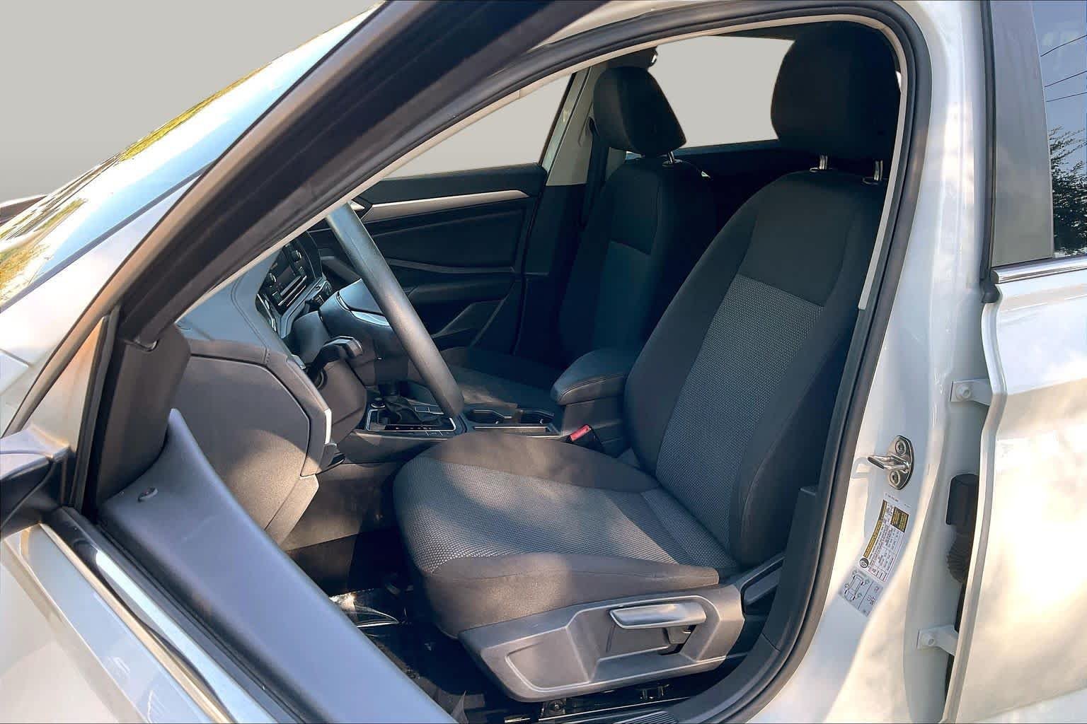Pre-Owned 2019 Volkswagen Jetta S