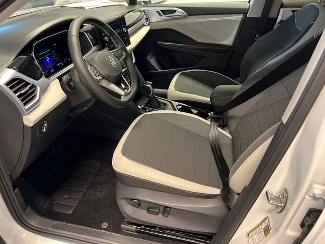 New 2026 White Volkswagen 1.5T SE image 6