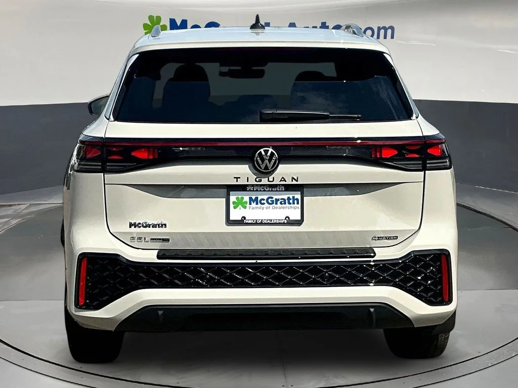 New 2026 Silver Volkswagen 2.0T SEL R-Line Turbo image 4