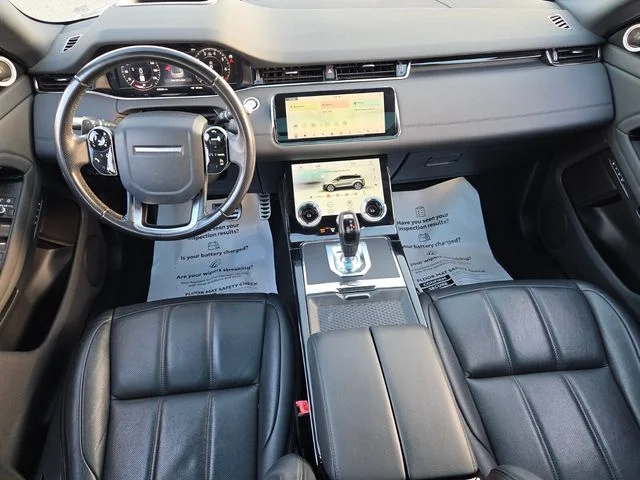 Used 2020  Land Rover R-Dynamic SE image 10