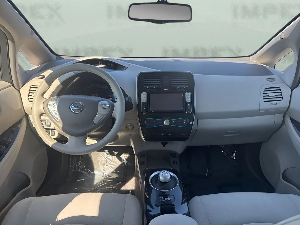 Used 2012 White Nissan SV image 12