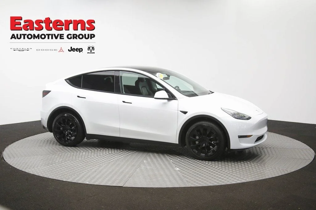 Used 2022 White Tesla Long Range image 42