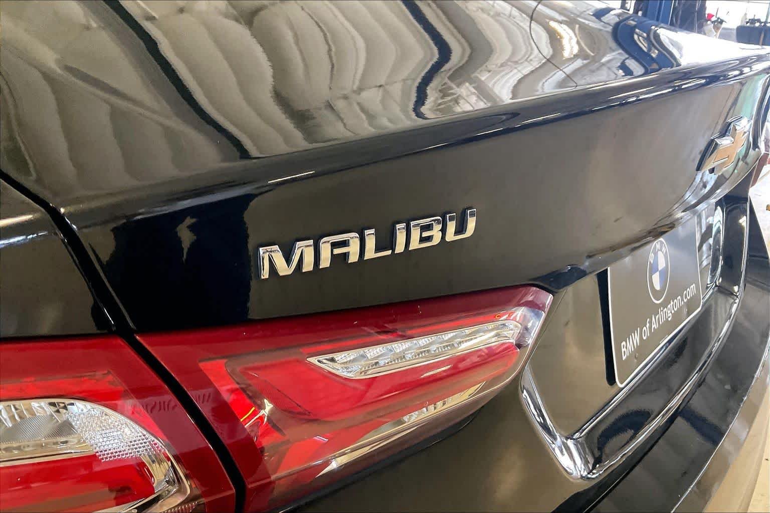 Used 2020 Mosaic Black Metallic Chevrolet LT image 31
