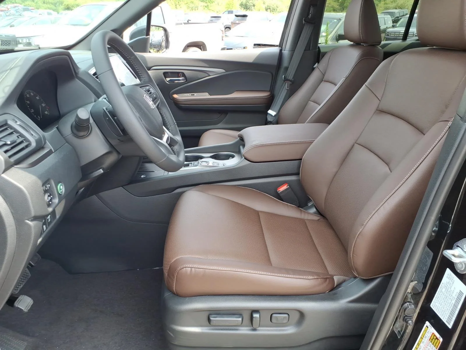 New 2026 Crystal Black Pearl Honda RTL AWD image 4