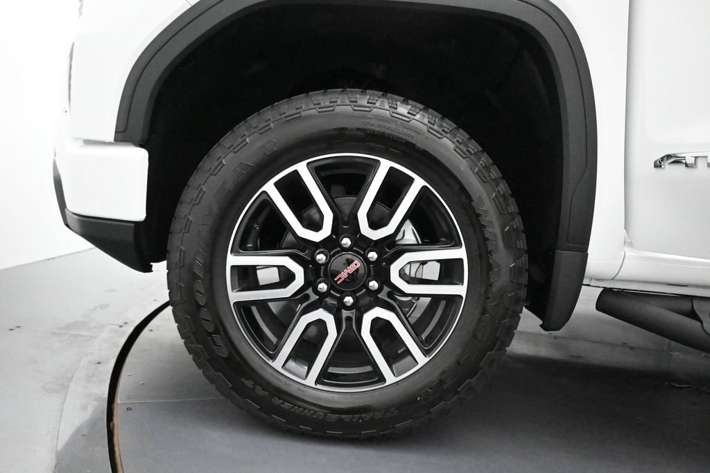 2026 GMC Sierra 1500 AT4 - Photo 8
