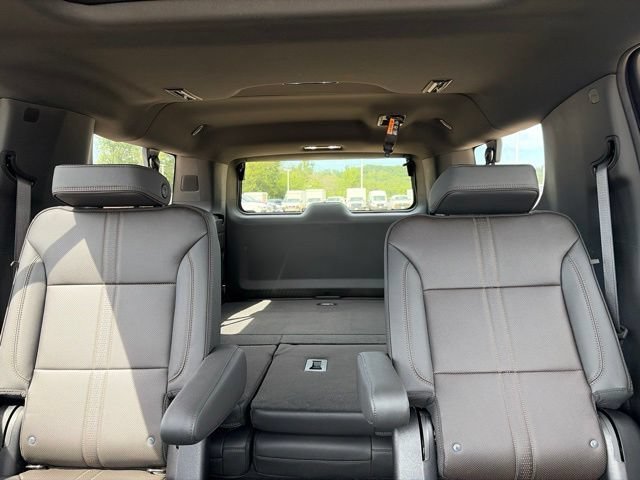 2026 Chevrolet Suburban High Country - Photo 36