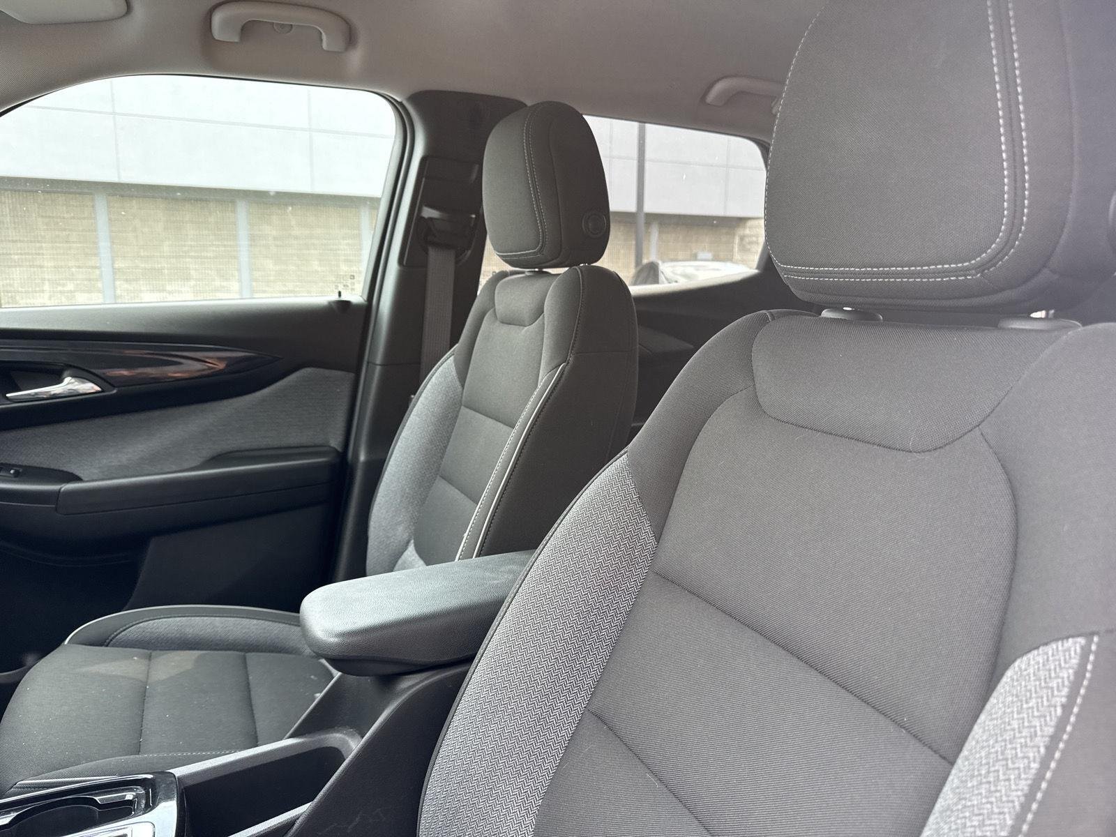Used 2024 Fountain Blue Chevrolet LT image 9