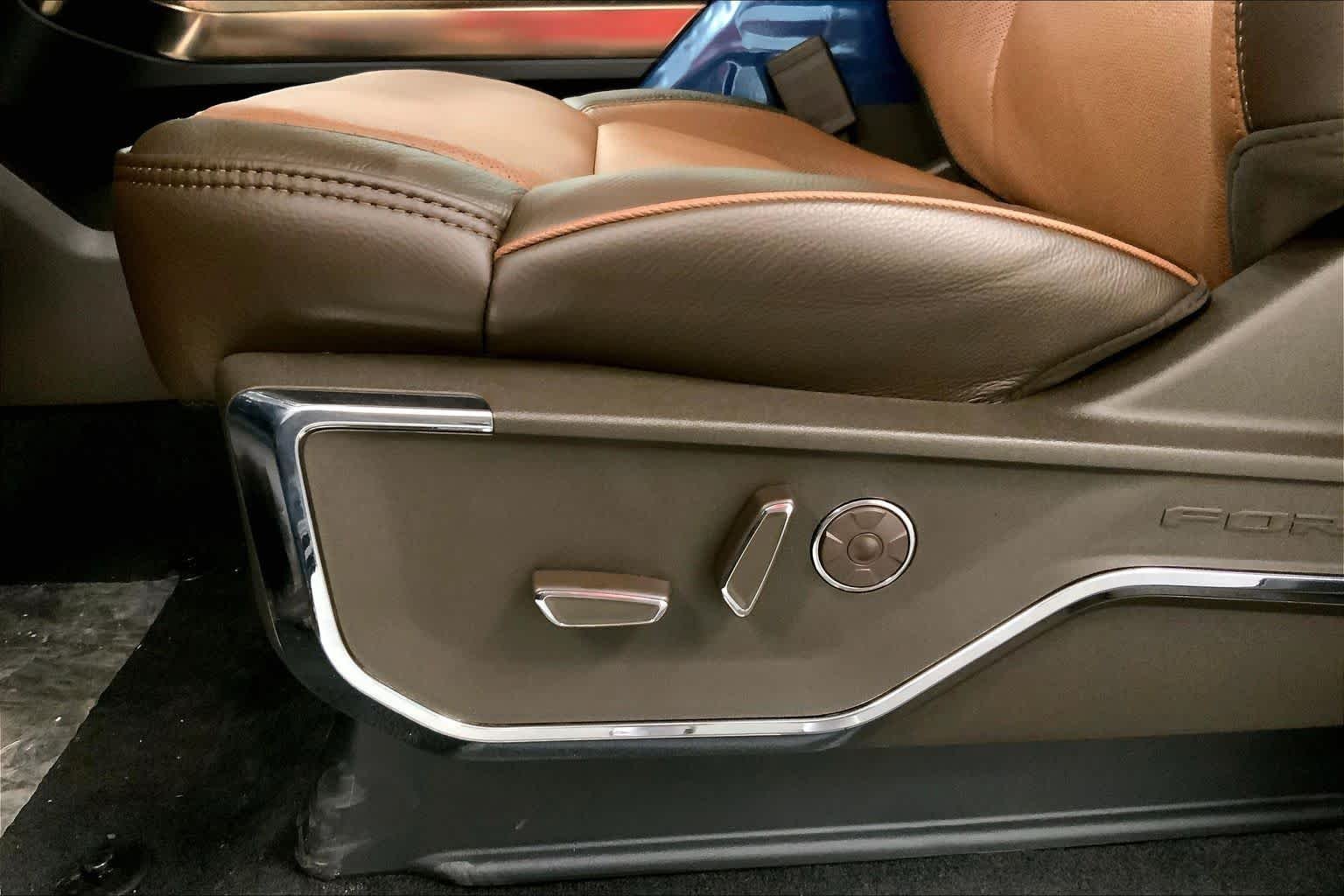 New 2026 Agate Black Metallic Ford King Ranch® image 19