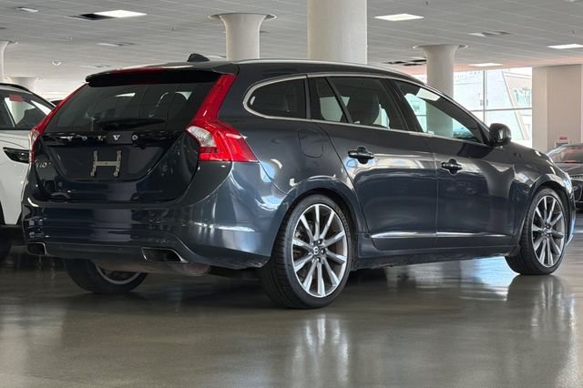 Used 2015 Gray Metallic Volvo T5 Premier image 5