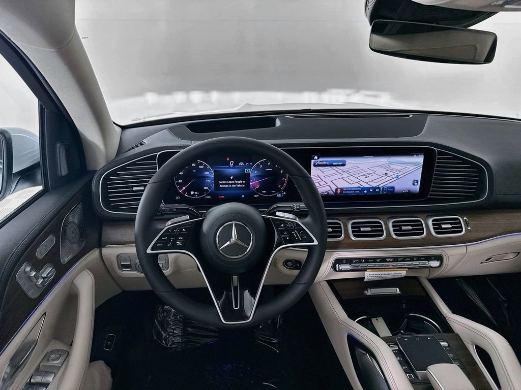 New 2026 MANUFAKTUR Moonlight White Metallic Mercedes-Benz GLE 450 image 58