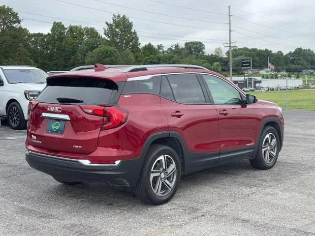 Used 2021 RED QUARTZ TINTCOAT GMC SLT image 5