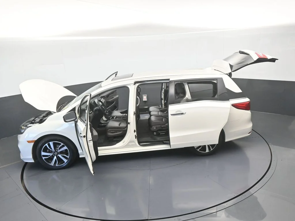 Used 2019 White Honda Elite image 75