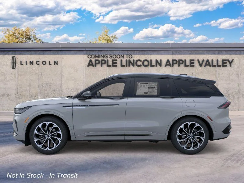 New 2026 Gray Lincoln Reserve image 3