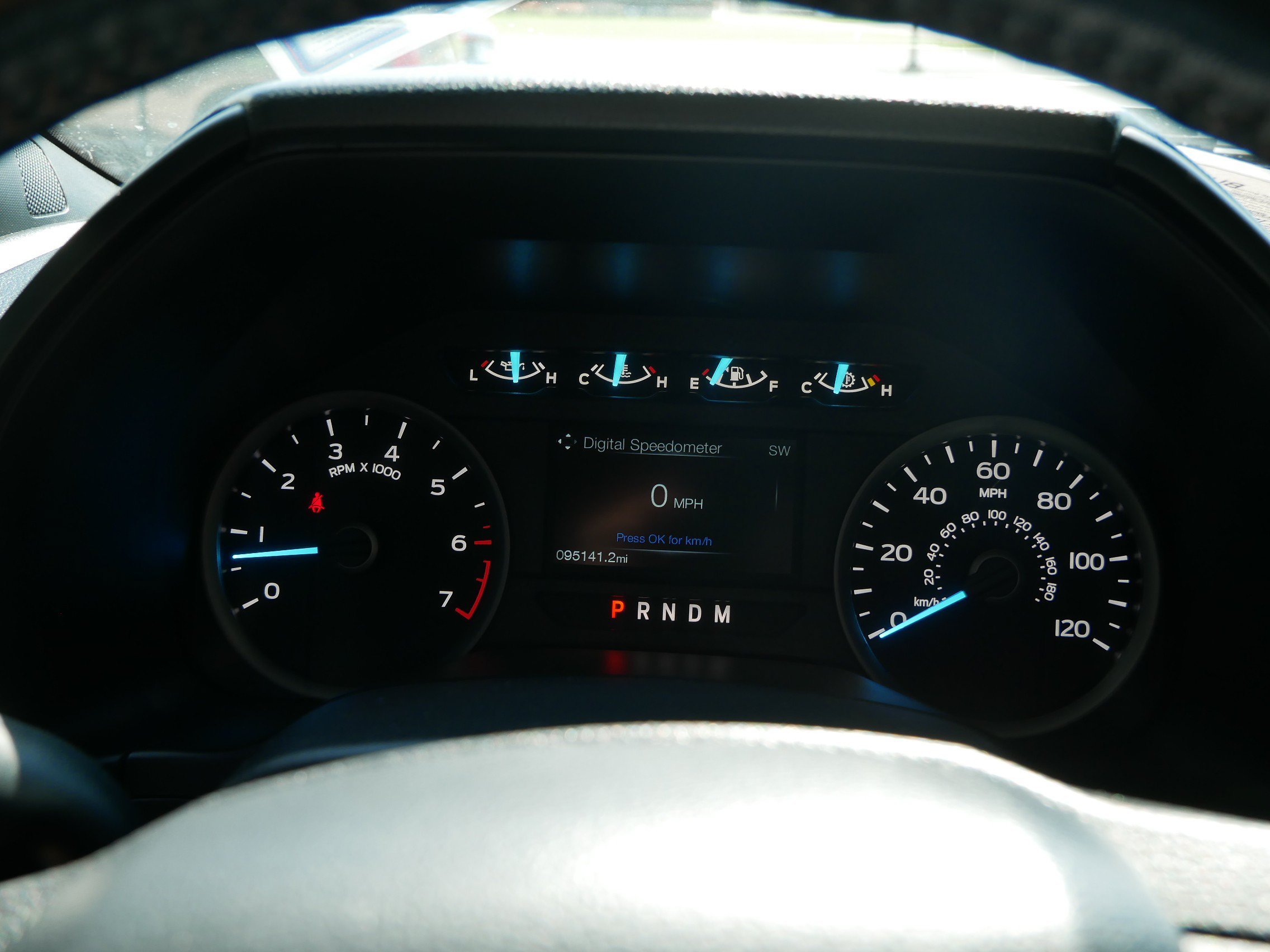 Used 2020 White Ford XLT image 23