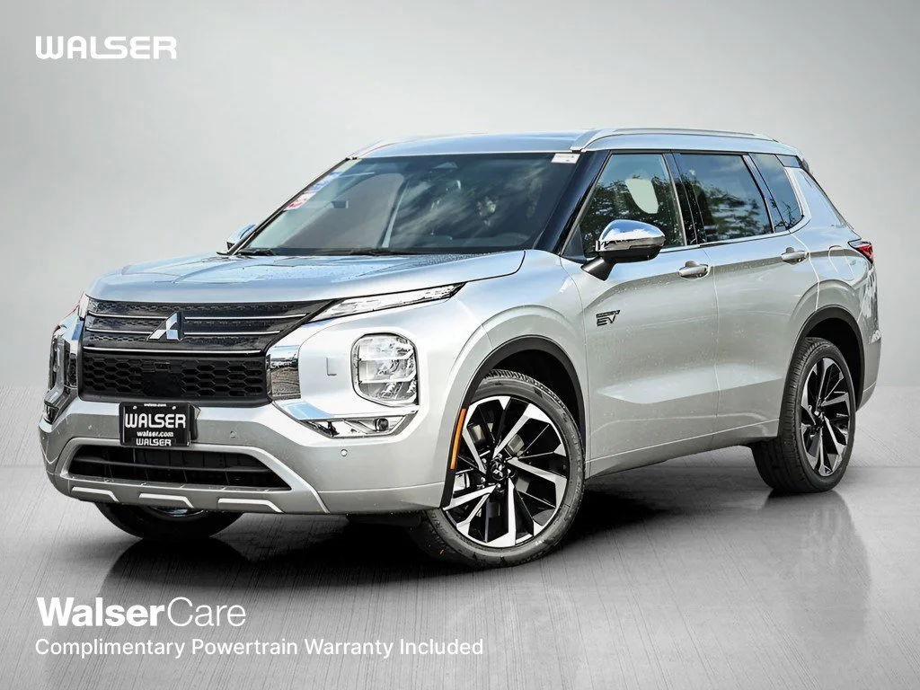 2025 Mitsubishi Outlander Plug-in Hybrid SEL S-AWC's photo