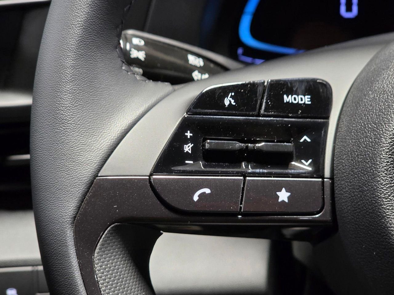 New 2026 Abyss Black Hyundai SEL Sport Premium image 31