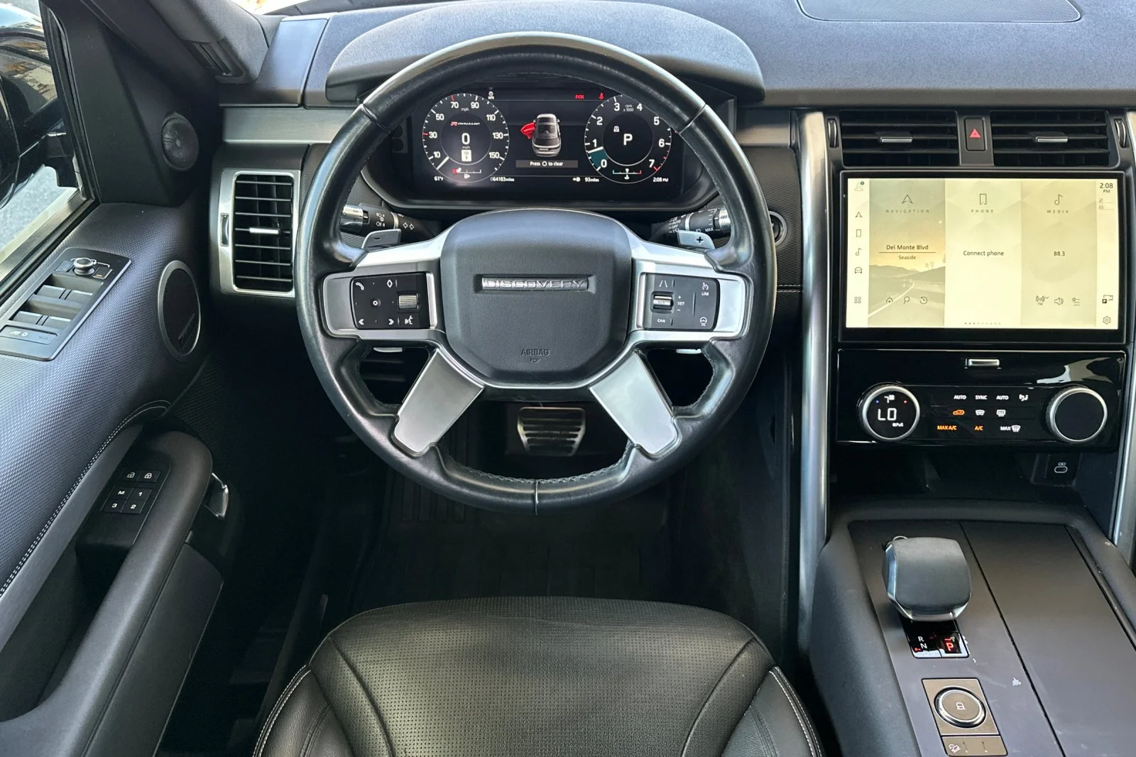 Used 2022 Santorini Black Metallic Land Rover S R-Dynamic image 17