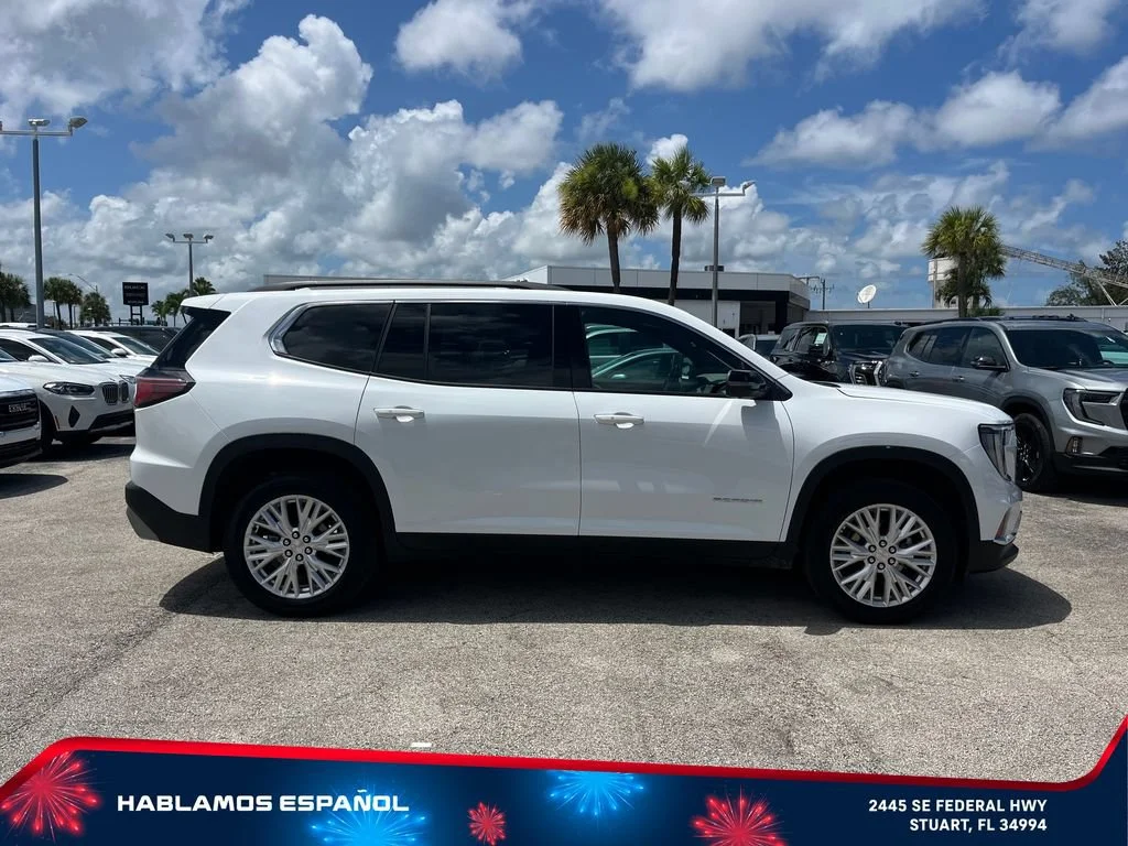 Used 2026 Summit White GMC Elevation image 4