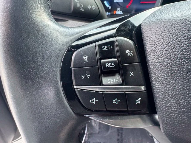 Used 2025 White Ford Platinum image 19