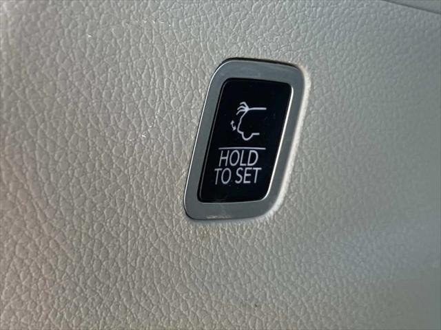Used 2024 Bright White Clearcoat Jeep Series I image 6