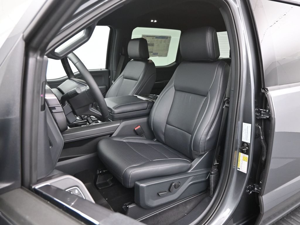 New 2026 Carbonized Gray Metallic Ford Lariat image 8