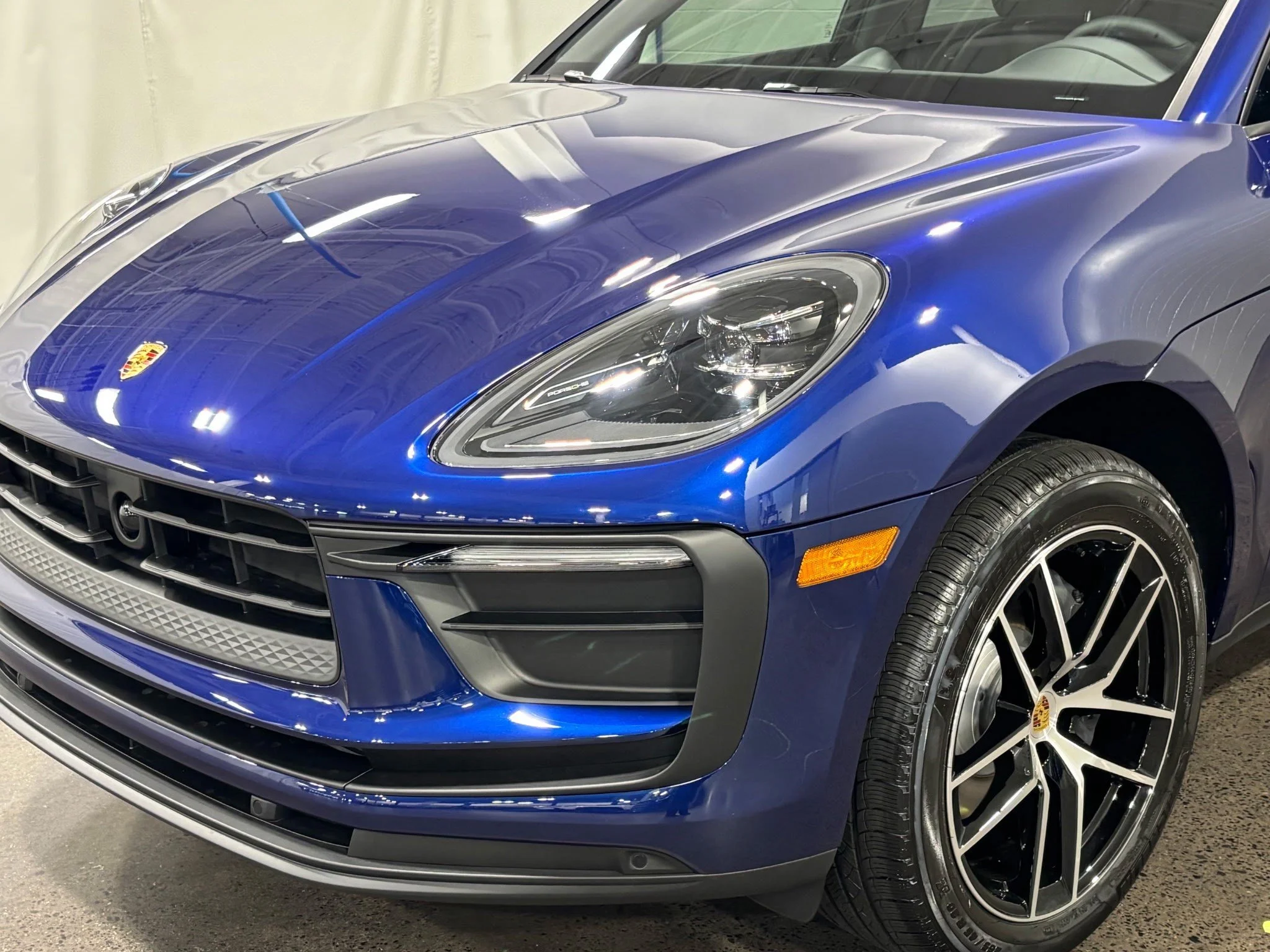 New 2026 Gentian Blue Metallic Porsche  image 32