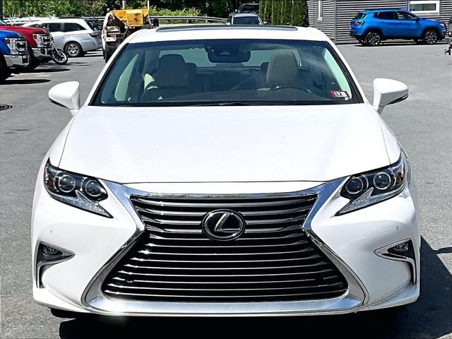 Used 2017 White Lexus 350 image 2