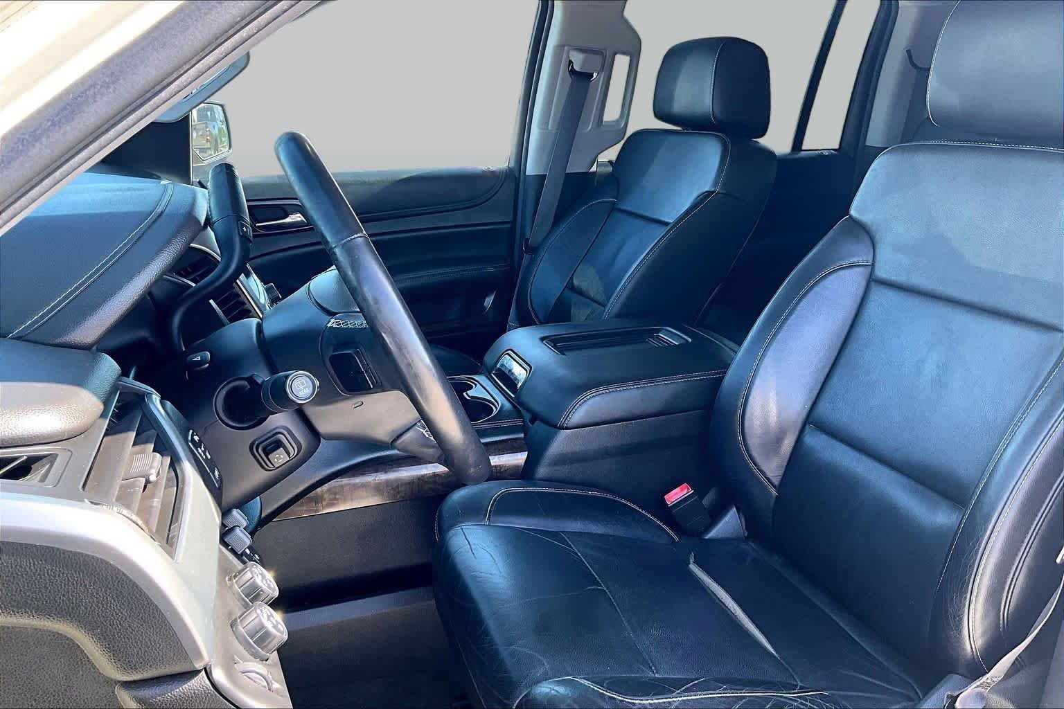 Used 2015 White Diamond Tricoat Chevrolet LT image 7