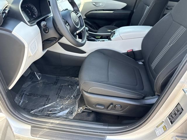 Used 2024 Silver Hyundai SEL image 19