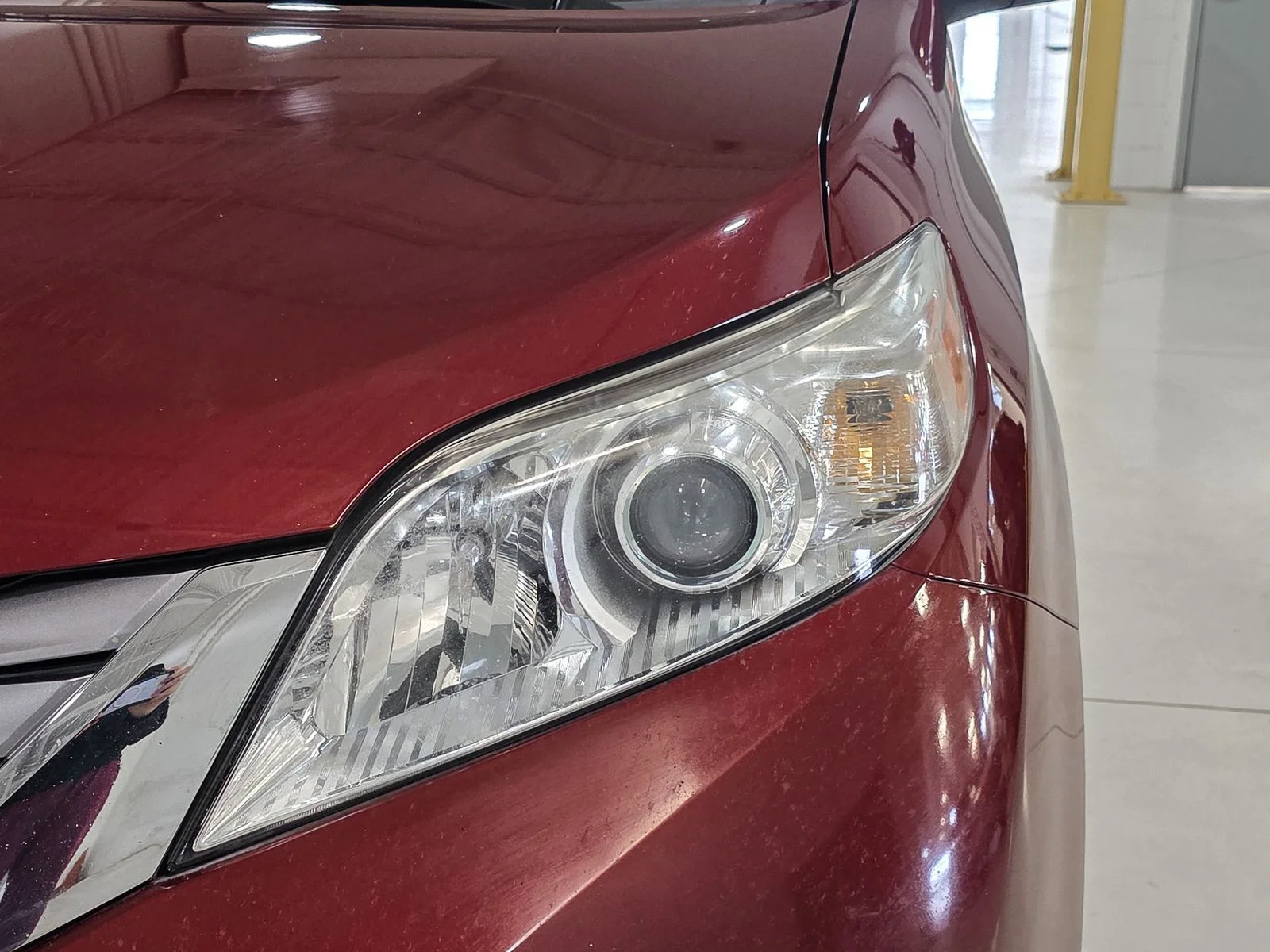 Used 2016 Red Toyota XLE image 14