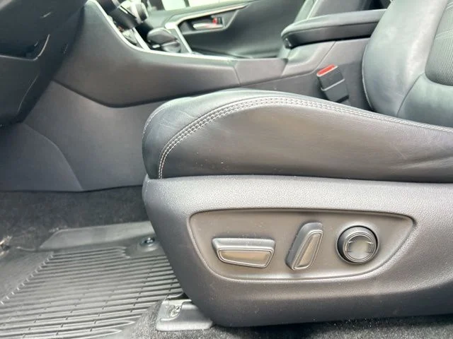 Used 2019 Silver Sky Metallic Toyota Limited image 32