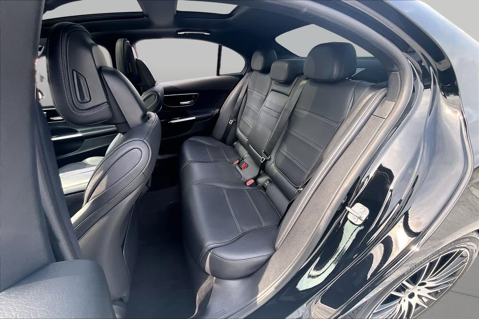 Used 2024 Obsidian Black Metallic Mercedes-Benz C 300 image 20