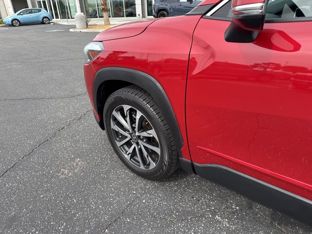 2022 Toyota Corolla Cross XLE - Photo 10