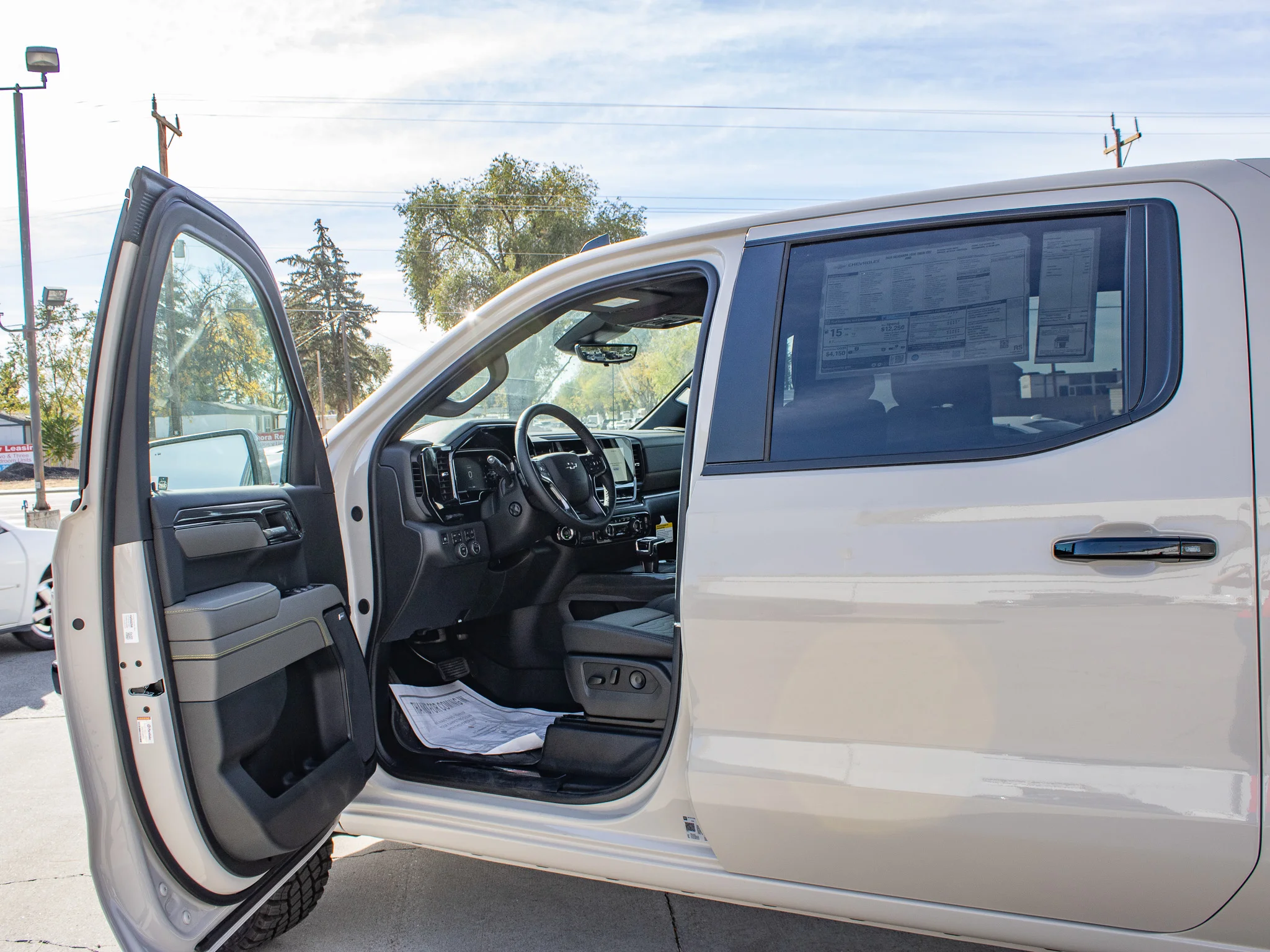 2026 Chevrolet Silverado 1500 ZR2 - Photo 23