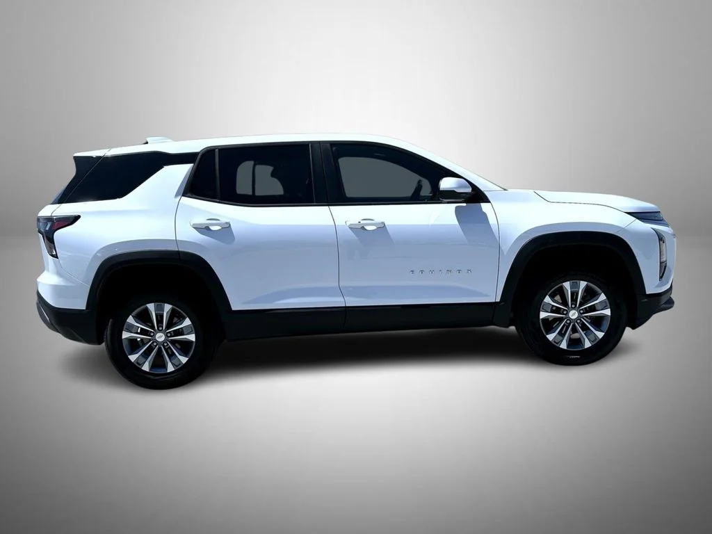 2025 Chevrolet Equinox LT - Photo 4