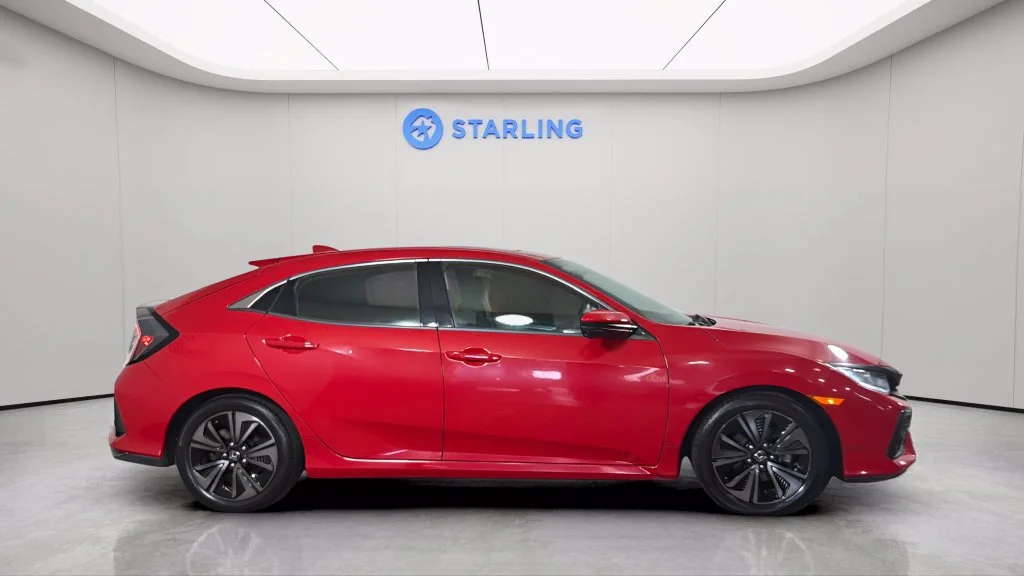 Used 2018  Honda EX image 12