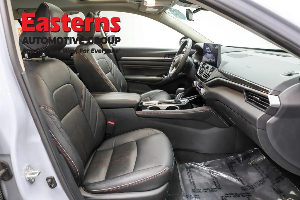 Used 2023 Gray Nissan 2.5 SL image 24
