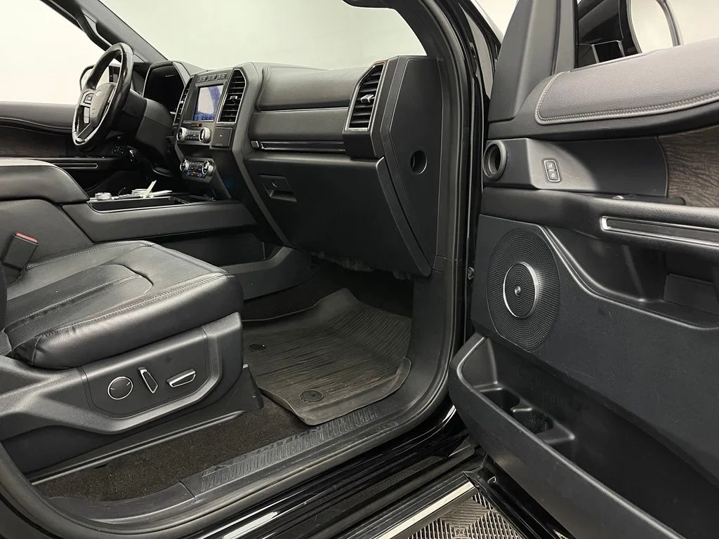 Used 2020 Black Ford Limited image 37