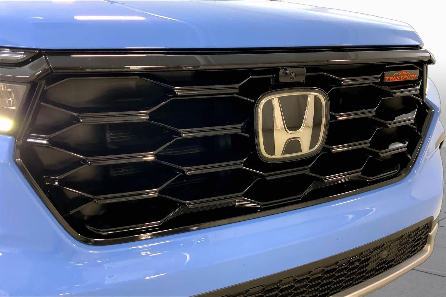Used 2025 Diffused Sky Blue Pearl Honda TrailSport image 32