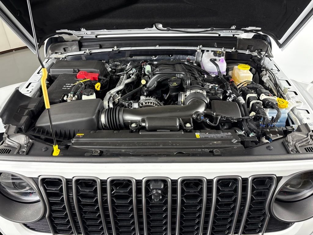 New 2026 Bright White Clearcoat Jeep Rubicon X image 47