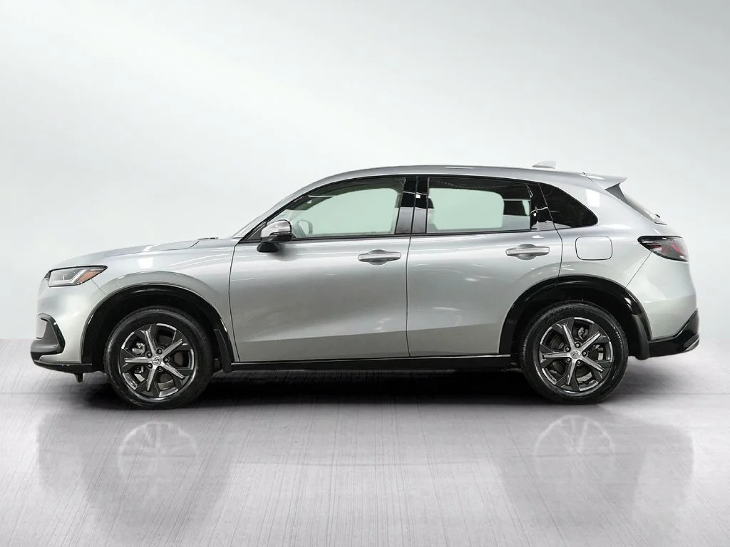 Used 2025 Honda HR-V EX-L with VIN 3CZRZ2H79SM728615 for sale in Burnsville, Minnesota